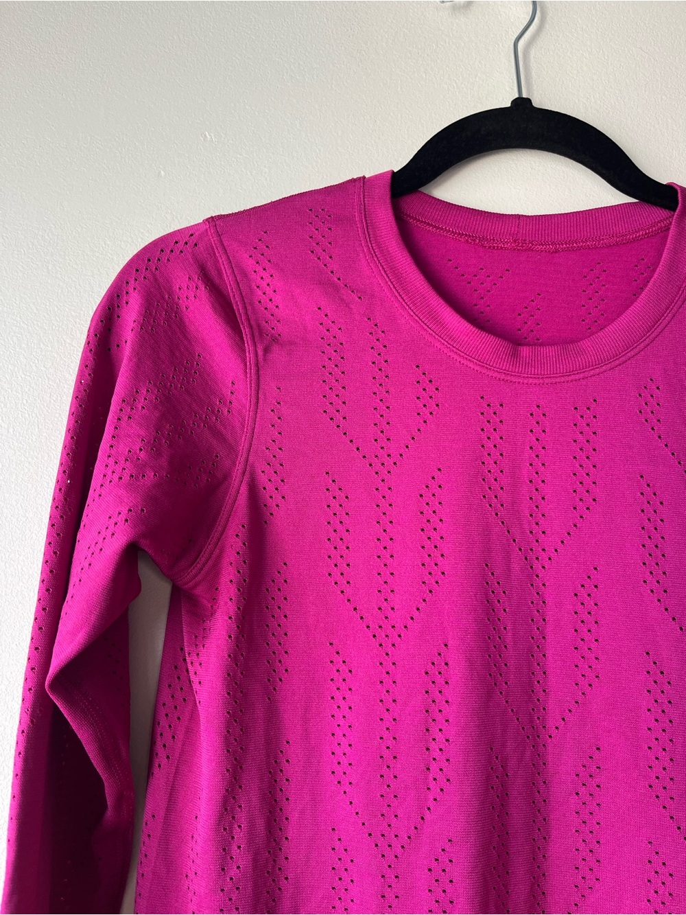 Lululemon Swiftly Breathe Long Sleeve *Fetching Lines Ripened Raspberry - Picture 6 of 10